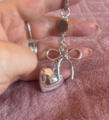 Handbag accessory - heart and bow