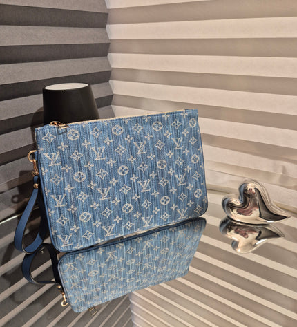 Louis Vuitton - Letter bag