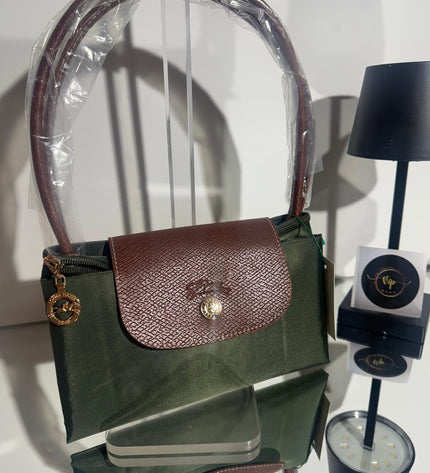 Longchamp (Size M)