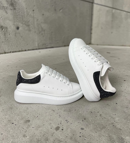 Alexander McQueen              ŽENSKI MODEL**