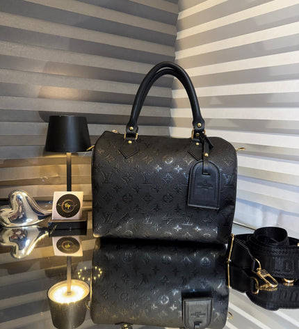 Louis Vuitton "Speedy"