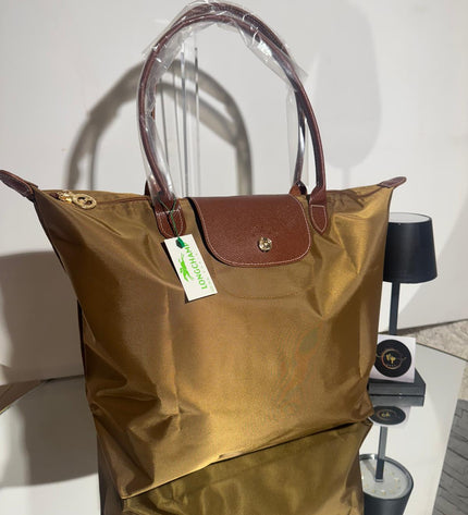 Longchamp (Size XL)