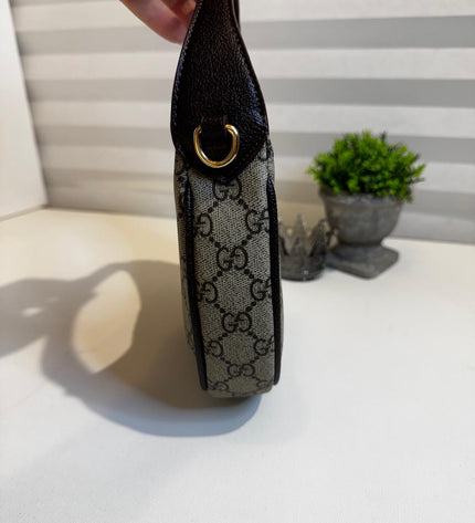 Gucci "Elegance"