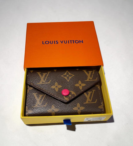 Louis Vuitton BOX 5🎁                   Mega Akcija