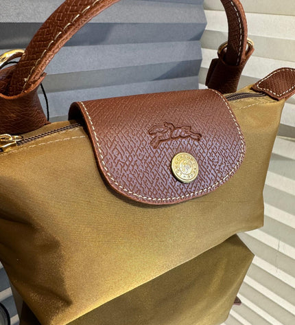 Longchamp (Size XS)