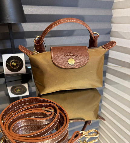 Longchamp (Size XS)