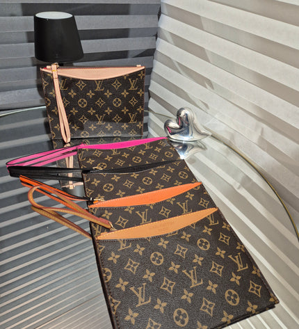 Louis Vuitton- Letter bag