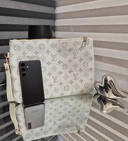 Louis Vuitton - Letter bag