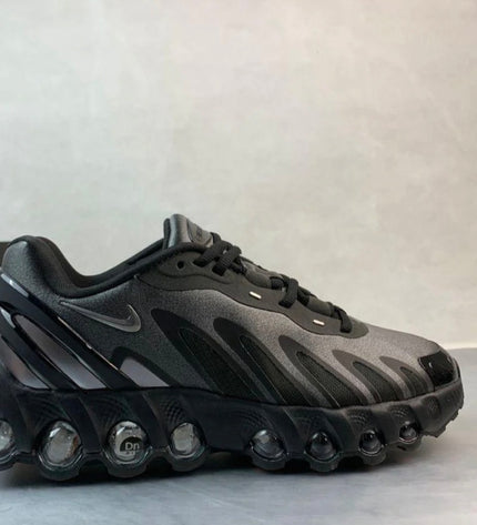 Nike Air Max DN8 black