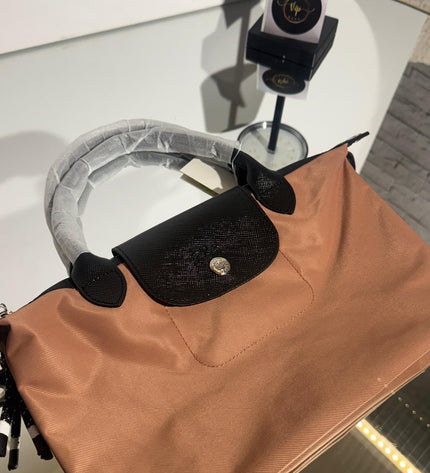 Longchamp "Energy" Size(M)